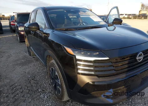 2025 Nissan Kicks Sv Intelligent Awd z USA, uszkodzony, nr VIN 3N8AP6CB3SL353925